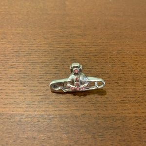 vivienne westwood safety pin earring